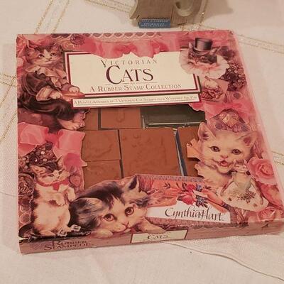 Lot 435:  New Cat Enthusiast Gift Lot