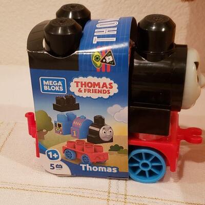 Lot 447: NEW Child's Gift Lot