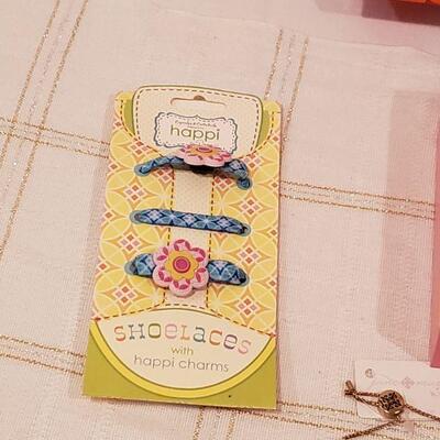 Lot 452: NEW Little Girl Gift Lot 