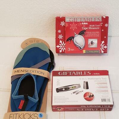Lot 463: New Mens Gift Lot 