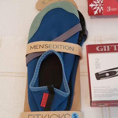 Lot 463: New Mens Gift Lot 