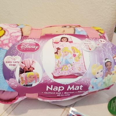 Lot 464:  NEW Girls Gift Lot