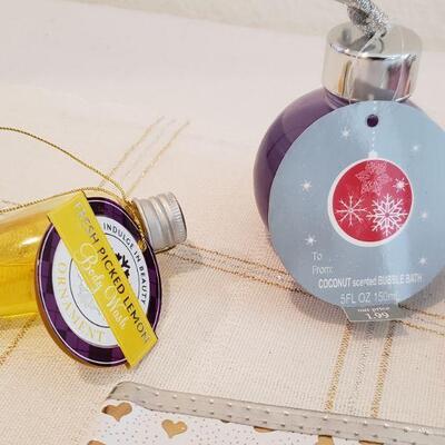 Lot 465:  NEW Gift Lot
