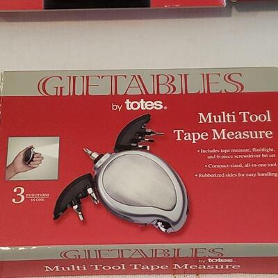 Lot 468: NEW Mens Gift Lot