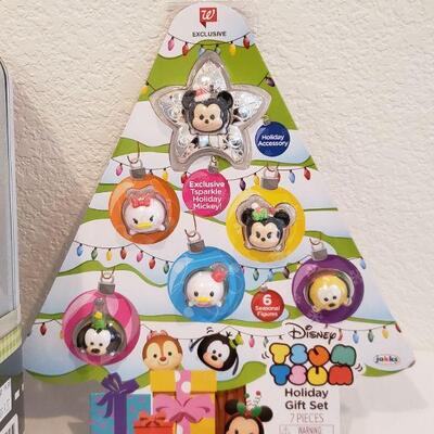 Lot 472: NEW Gift Lot 