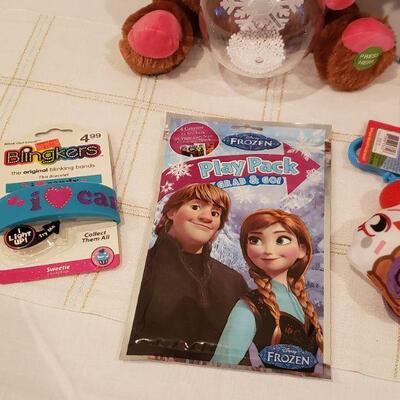 Lot 481: NEW Gift Lot