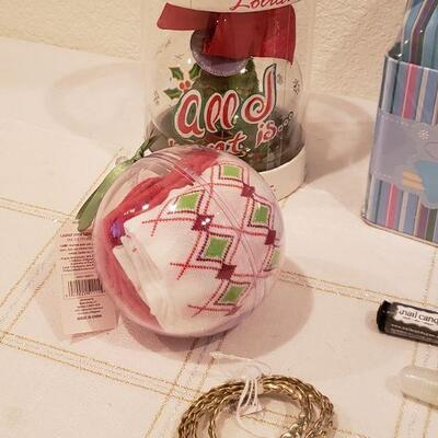 Lot 482: NEW Gift Lot