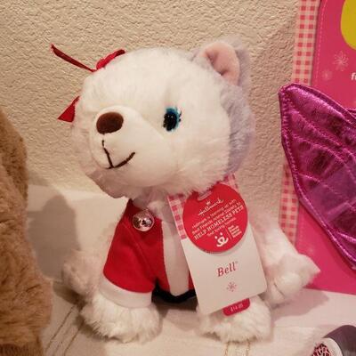 Lot 484: NEW Gift Lot