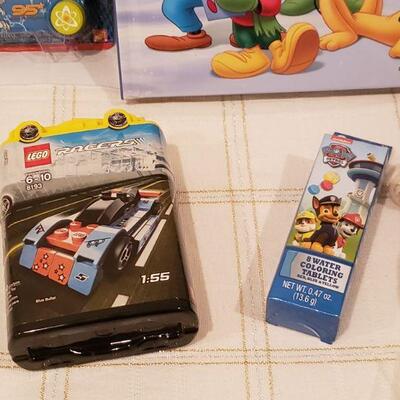 Lot 486: NEW Gift Lot