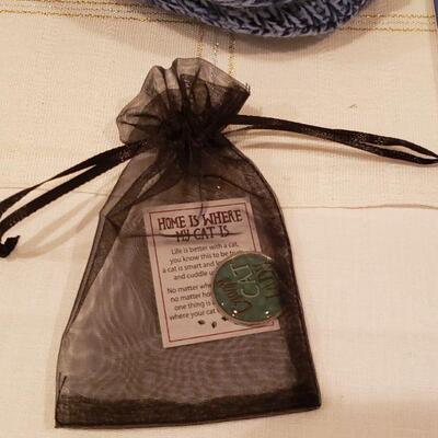 Lot 489: NEW Gift Lot