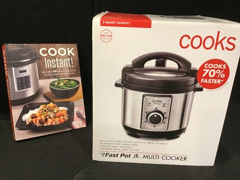 B34 NIB Cooks Fast Pot Jr & Cookbook