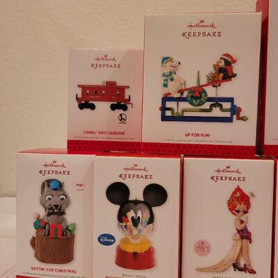 Lot 494: Assorted Hallmark Christmas Ornaments 