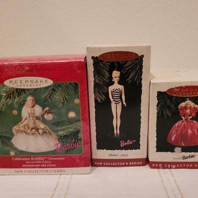 Lot 504: Assorted Hallmark Christmas Ornaments BARBIE