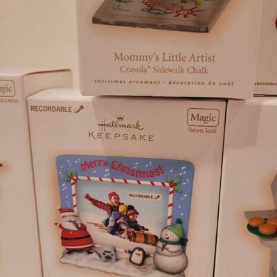 Lot 517: Assorted Hallmark Christmas Ornaments 
