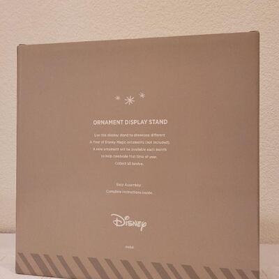 Lot 521: New Hallmark MICKEY MOUSE Ornament Display Stand
