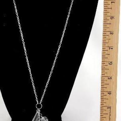 Acrylic Cluster Necklace