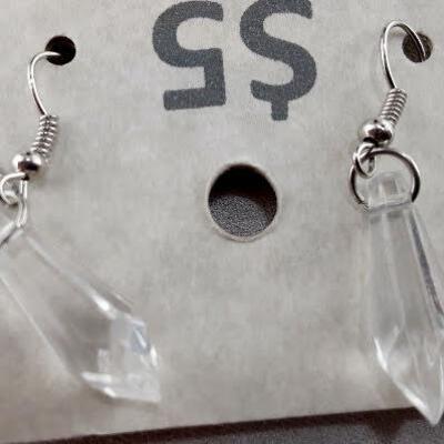 Acrylic Cluster Necklace