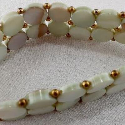 Shell Stretch Bracelet