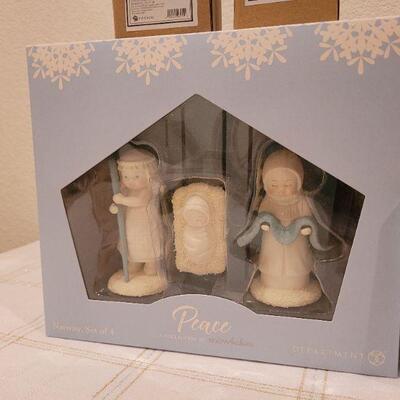 Lot 533: Assorted Dept 56 Snowbabies Christmas Figures 