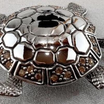 Silvertone Turtle Pin