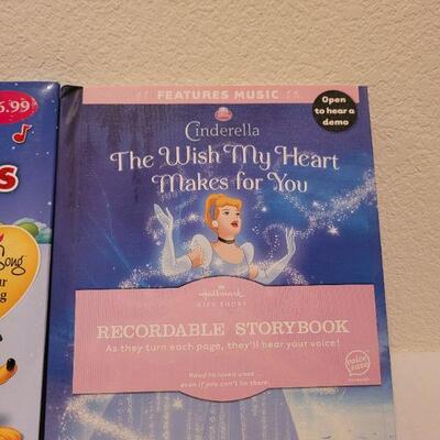 Lot 536: Talking Children's books + Puzzle TESTED A+ 