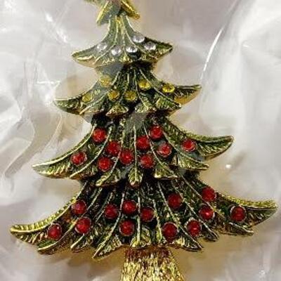 Christmas Tree Pin
