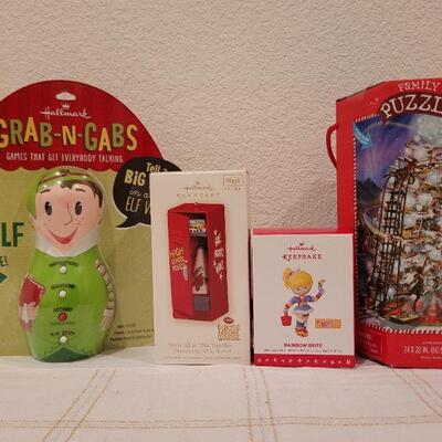 Lot 545: Assorted Hallmark Christmas Collectibles