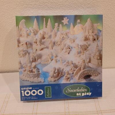 Lot 546: New and Sealed Christmas Puzzle