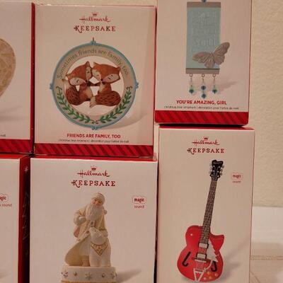 Lot 548: Assorted Hallmark Christmas Ornaments 