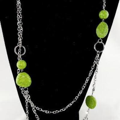 Green Crackle Look Necklace