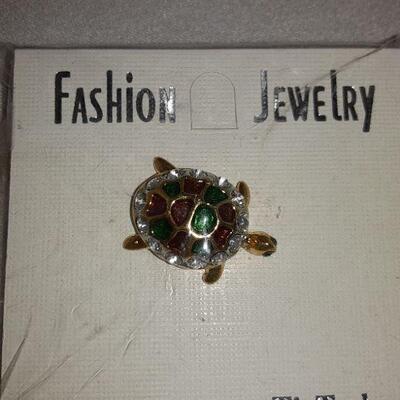 Multicolored Turtle Pin