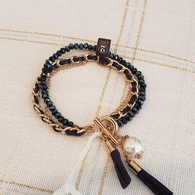 Lot 562: New Gift Lot