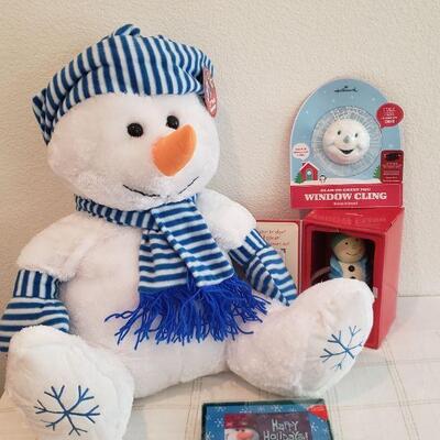 Lot 566: NEW Snowman Lot