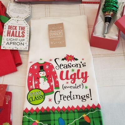 Lot 568: NEW Holiday Cheer Lot 