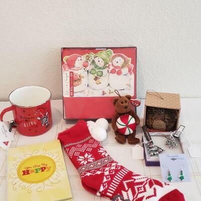 Lot 569: NEW Gift Lot