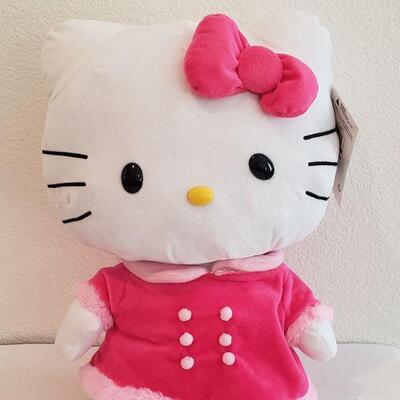 Lot 572:  NEW Hello Kitty Gift Lot