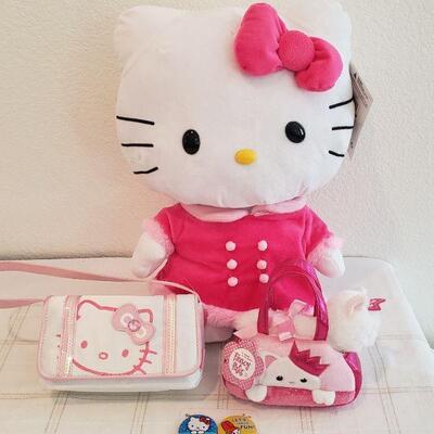Lot 572:  NEW Hello Kitty Gift Lot