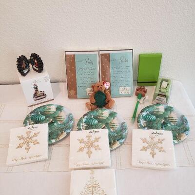 Lot 576: NEW Holiday Cheer Lot 