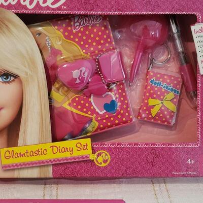 Lot 581: NEW Gift Lot