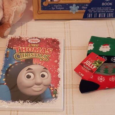Lot 593: New Gift Lot 