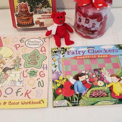 Lot 596: New Gift Lot