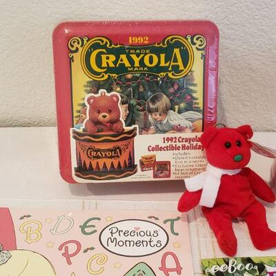 Lot 596: New Gift Lot