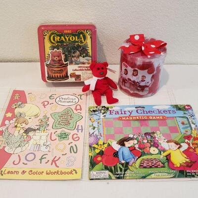 Lot 596: New Gift Lot