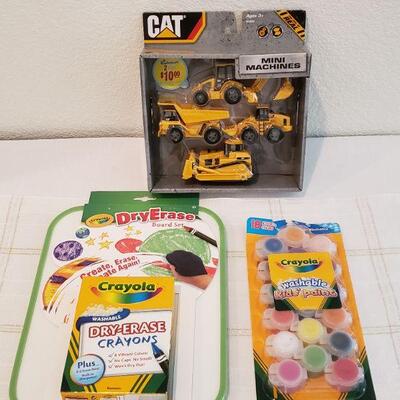 Lot 601: NEW Gift Lot