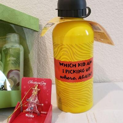 Lot 603: NEW Gift lot