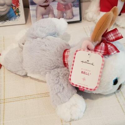 Lot 604: NEW Gift Lot
