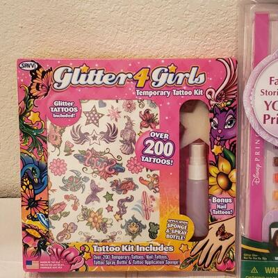 Lot 611: NEW Gift Lot