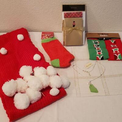 Lot 614: NEW Holiday Cheer & Gift Lot