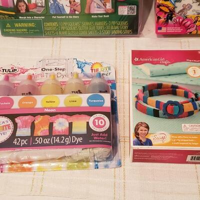 Lot 617: NEW Gift Lot