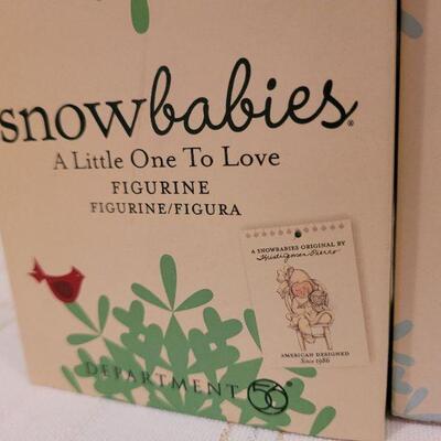 Lot 635: Assorted Dept 56 Snowbabies Christmas Figures 